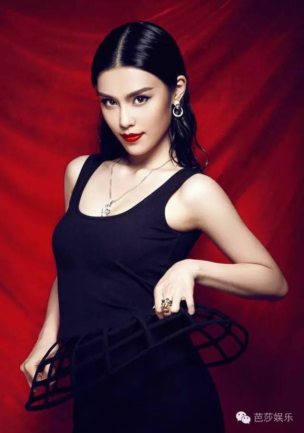 一周购物清单 | 原来《如懿传》里皇后身边的腹黑贵人韩丹彤是个鞋控！封面图