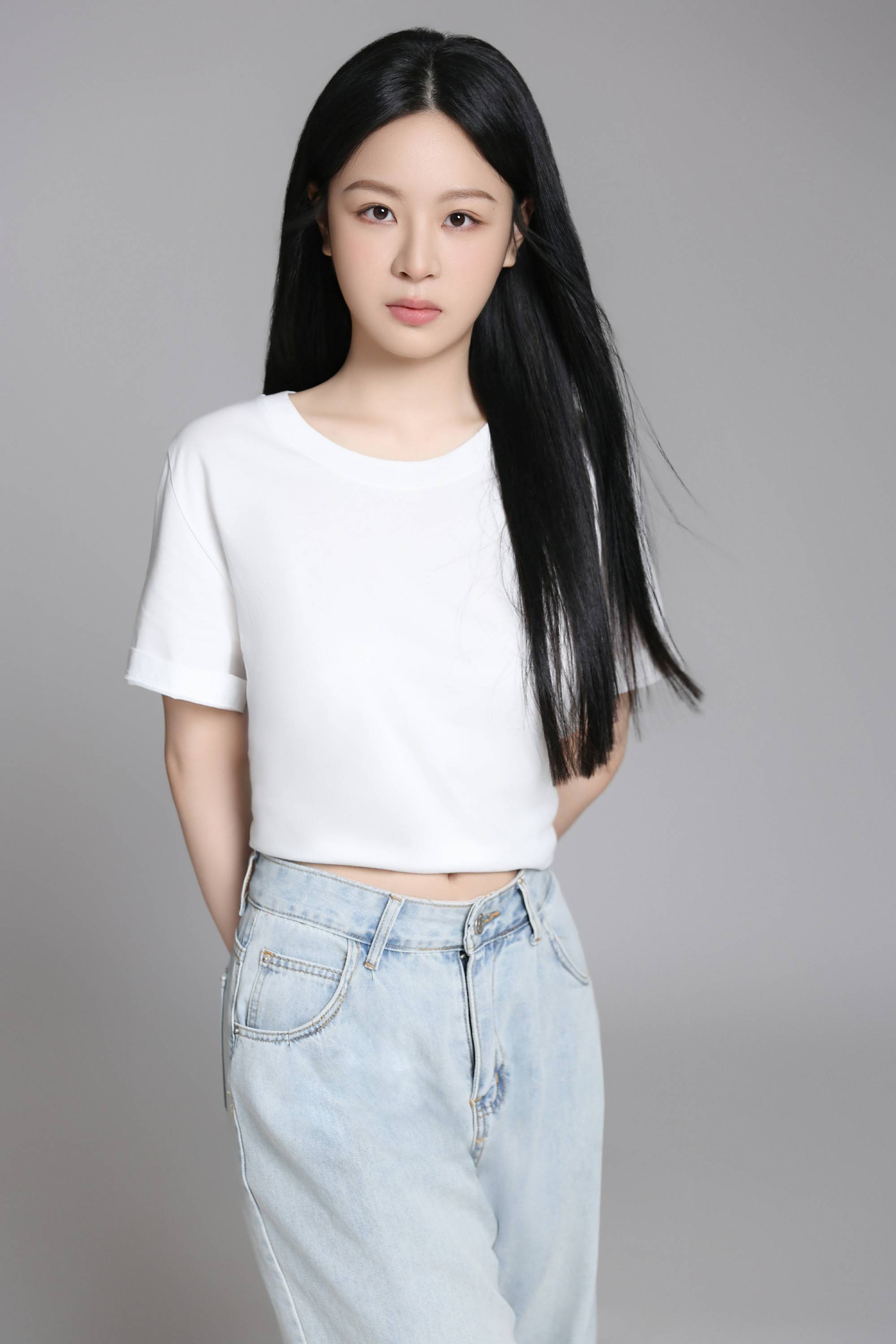 演员马嘉茄参演《和我结婚吧》与《醉梦灵州》，开启演艺事业新篇章封面图