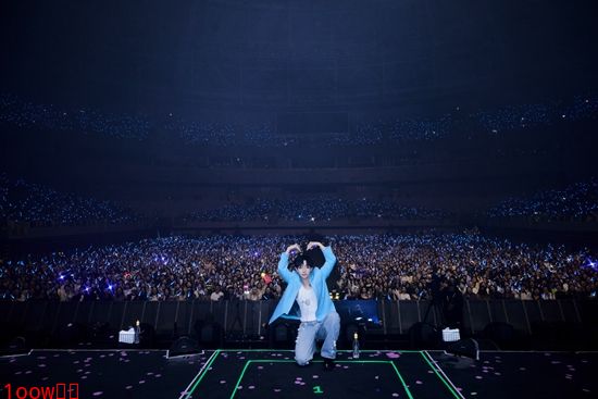 大明湖畔全场大合唱！胡夏济南演唱会暖心收官封面图