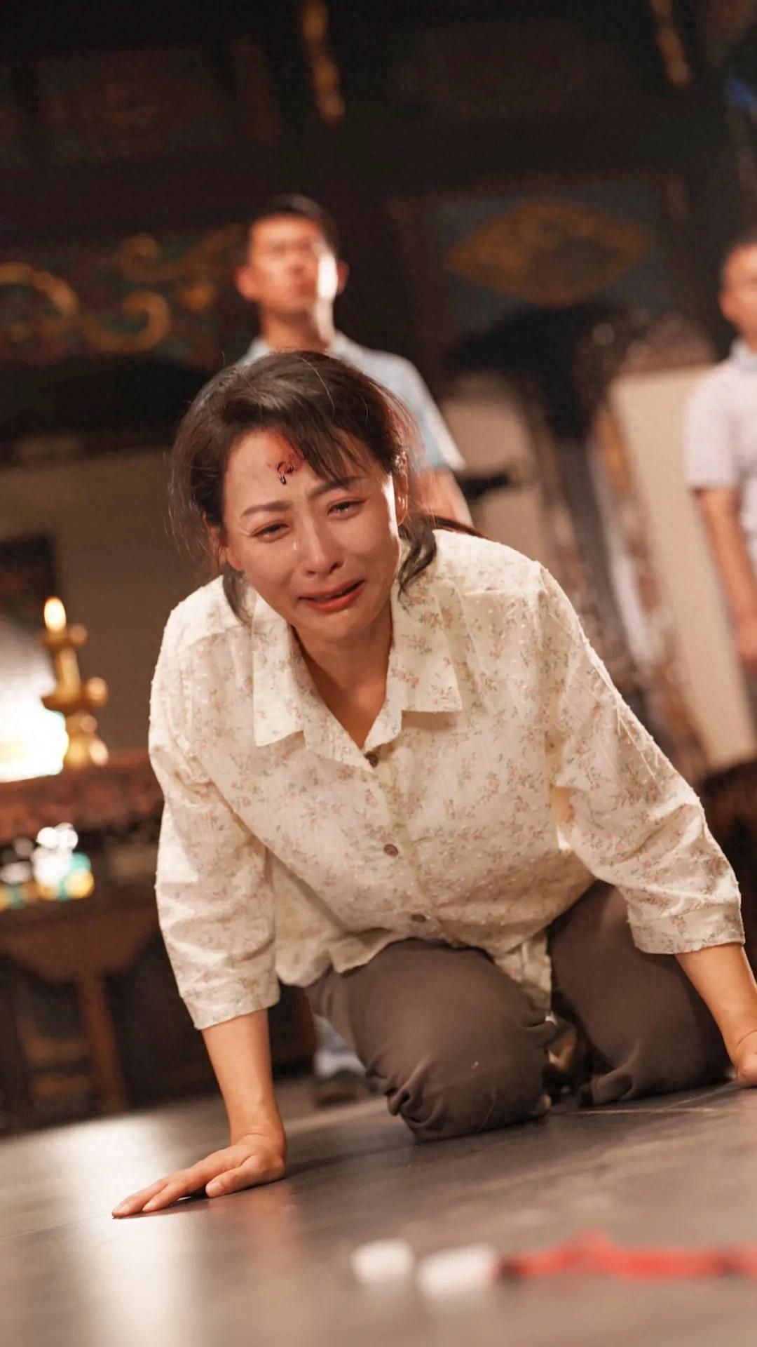 2024年，她挨了人生中最多的巴掌封面图