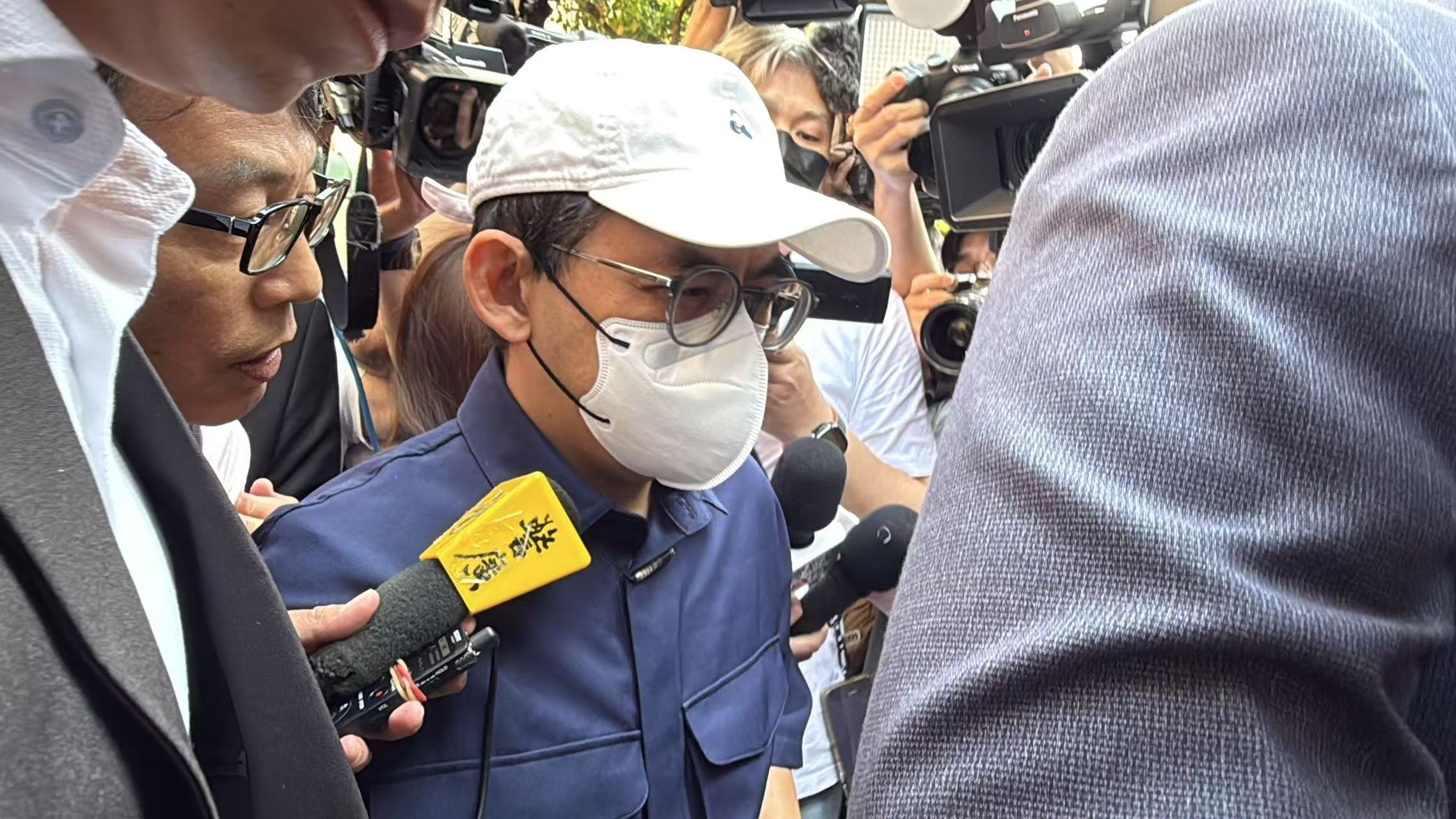 黄子佼私藏上千部未成年性影像 二审今日开庭现身法院