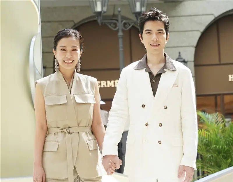 萧敬腾夫妻谈及方大同：离世前曾频繁联络封面图