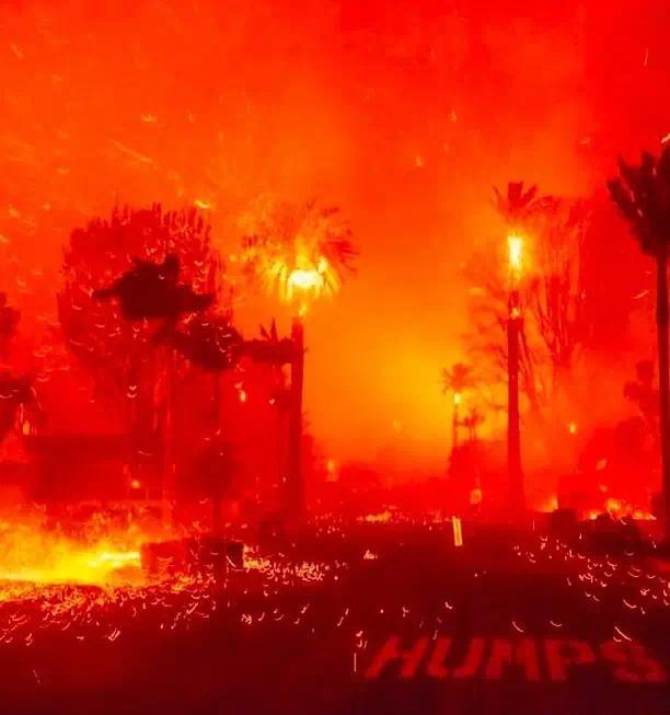 本·阿弗莱克火灾后回家 看到2050万美元豪宅屹立不倒惊呆了封面图