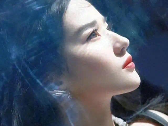 刘亦菲沉默4天后，令人担心的事发生，多方下场，官媒点名批评封面图