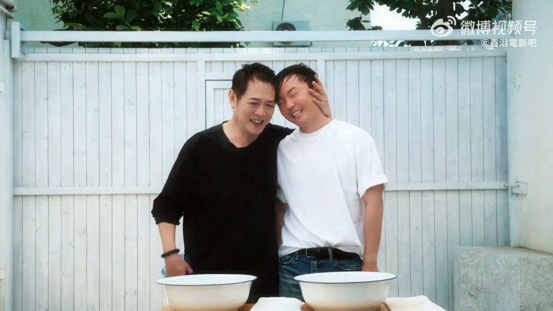 80后回忆杀！62岁李连杰和41岁谢苗再度同框饰演“父子”