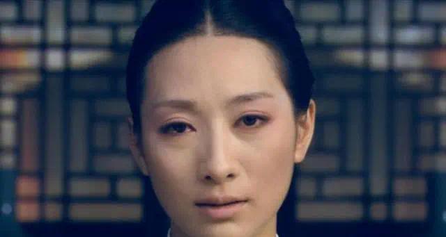 苦相一定苦命？3位女星“苦相脸”：有人情路坎坷，有人戏路受限封面图