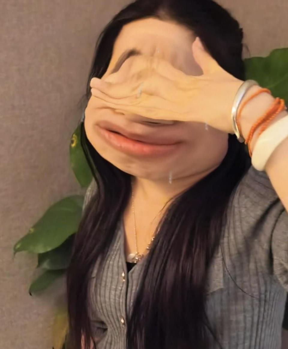 过气歌手遭大妈跟踪10年！被送冰丝内裤当定情信物，现录视频自保封面图