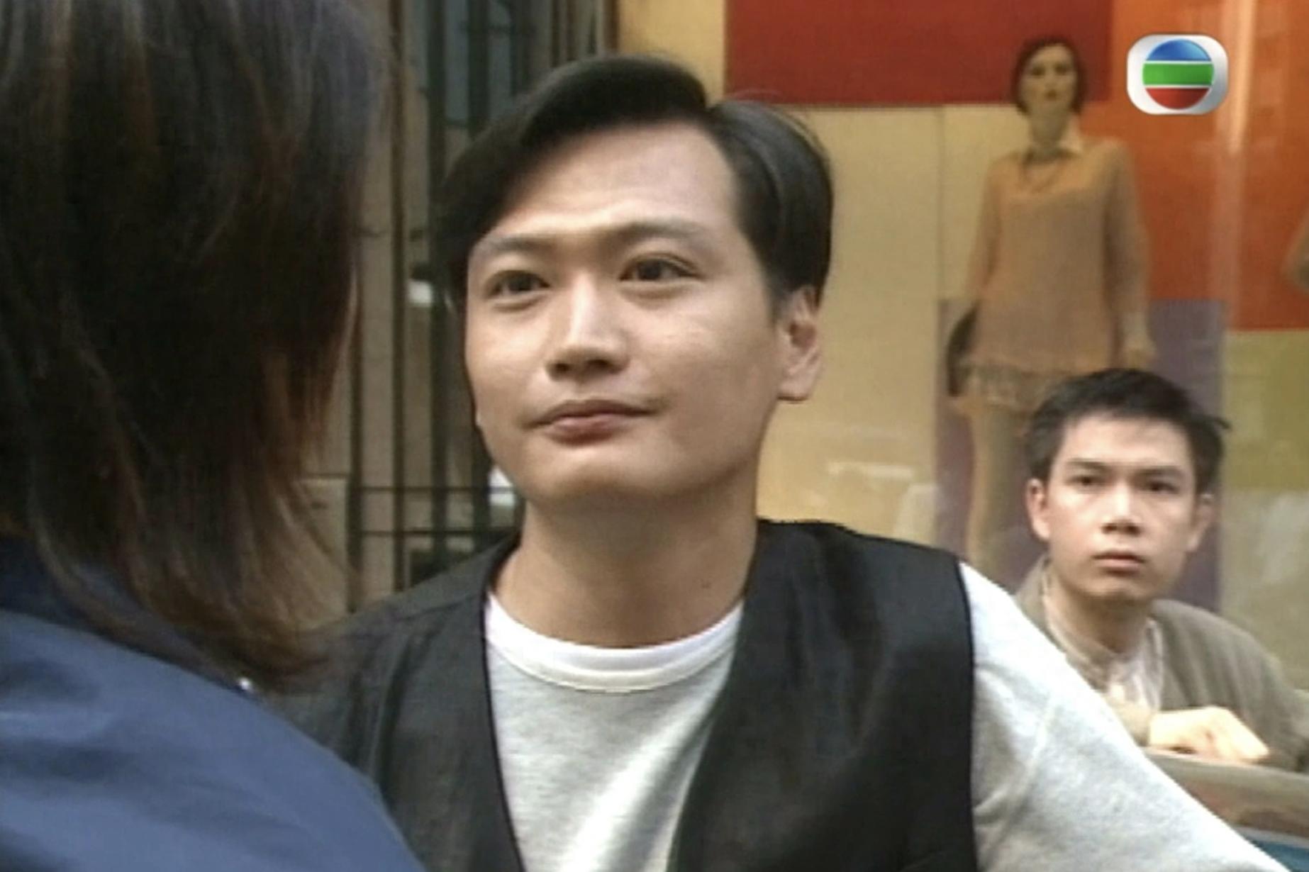 62岁知名男演员再婚，坦言第一次婚姻不圆满，大赞现任妻子贤惠封面图