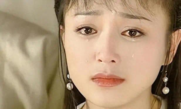 秦岚有多美？刘芸：追她的人太多了，上学时长得漂亮被男生尾随！封面图