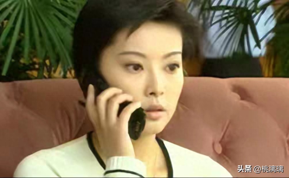 真是没想到，选择离开富豪嫁普通人的袁立，才是那个人生赢家封面图