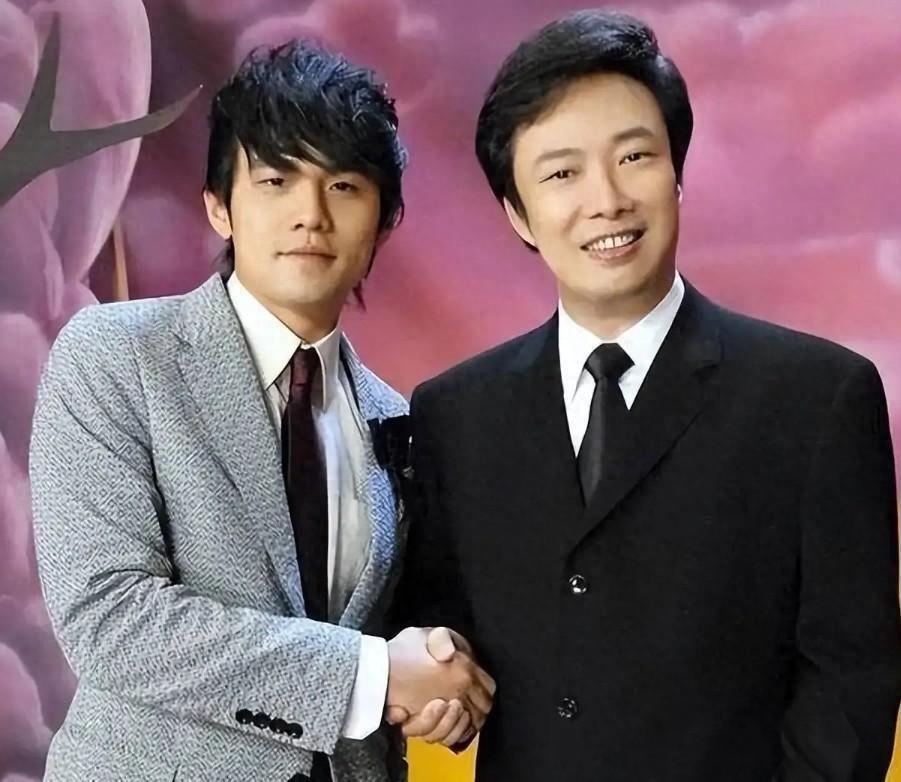 官媒出手揭开费玉清的真实处境，他退隐背后的真相太刺眼封面图