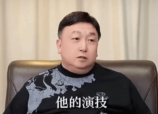 导演王晶称易烊千玺可能会是下一个周润发封面图