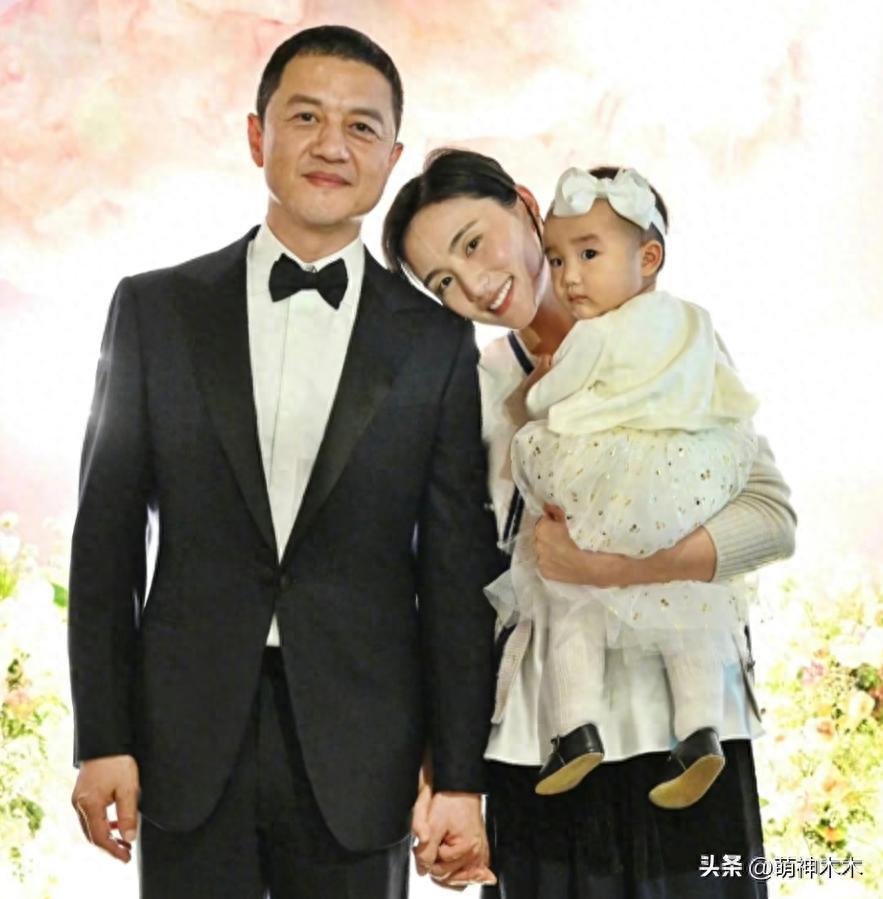 其实李亚鹏只离了两次婚！过往前任太知名，每段感情都是女方受伤封面图