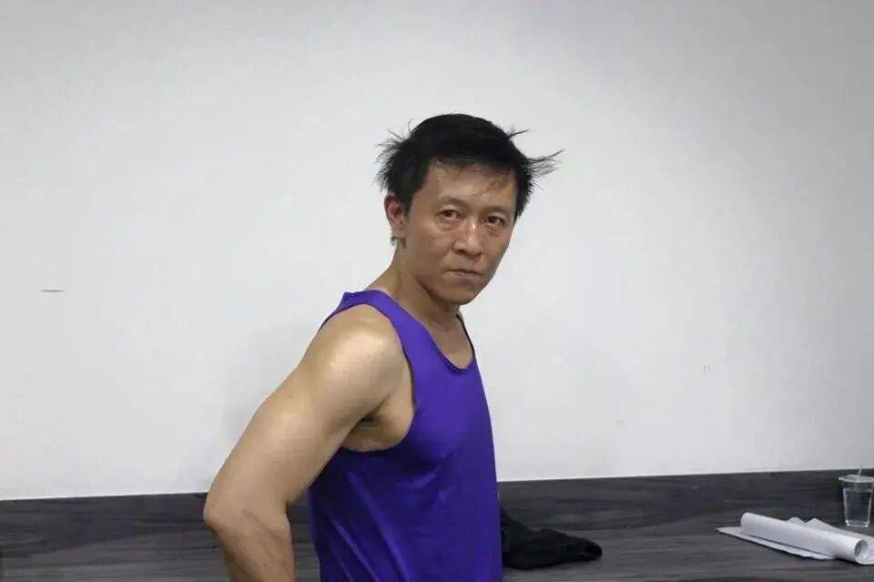 55岁知名男演员在家中身亡，多日后被发现封面图