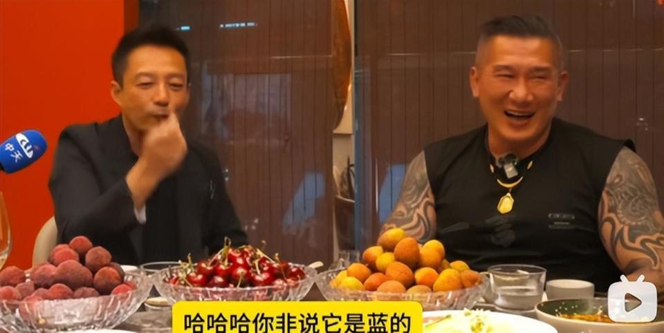 爆红3个月后，令人担心的事发生了，馆长终究走上了汪小菲后路封面图