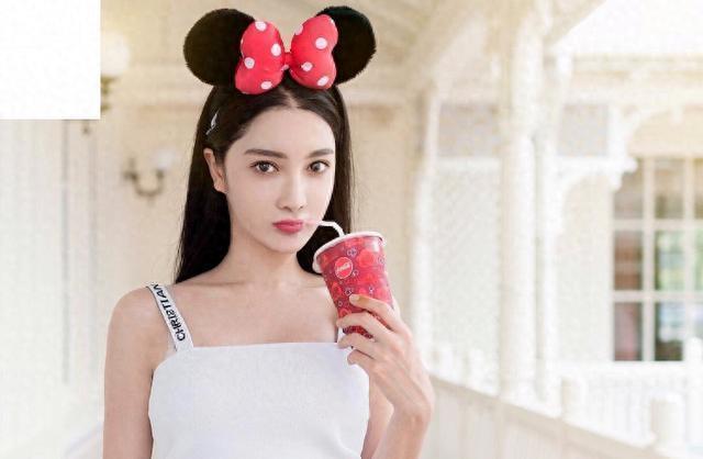 红颜薄命的10位女星，个个容貌出众死因揪心，年纪大的29岁封面图